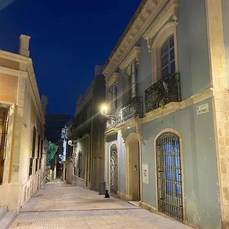 Exclusivo En El Casco Historico * 阿尔梅里亚
